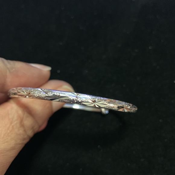 Bracelet - Picture 3 of 4